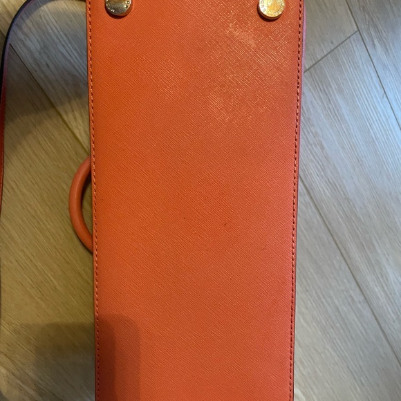 Michael Kors Coral Purse - Picture 3 of 7